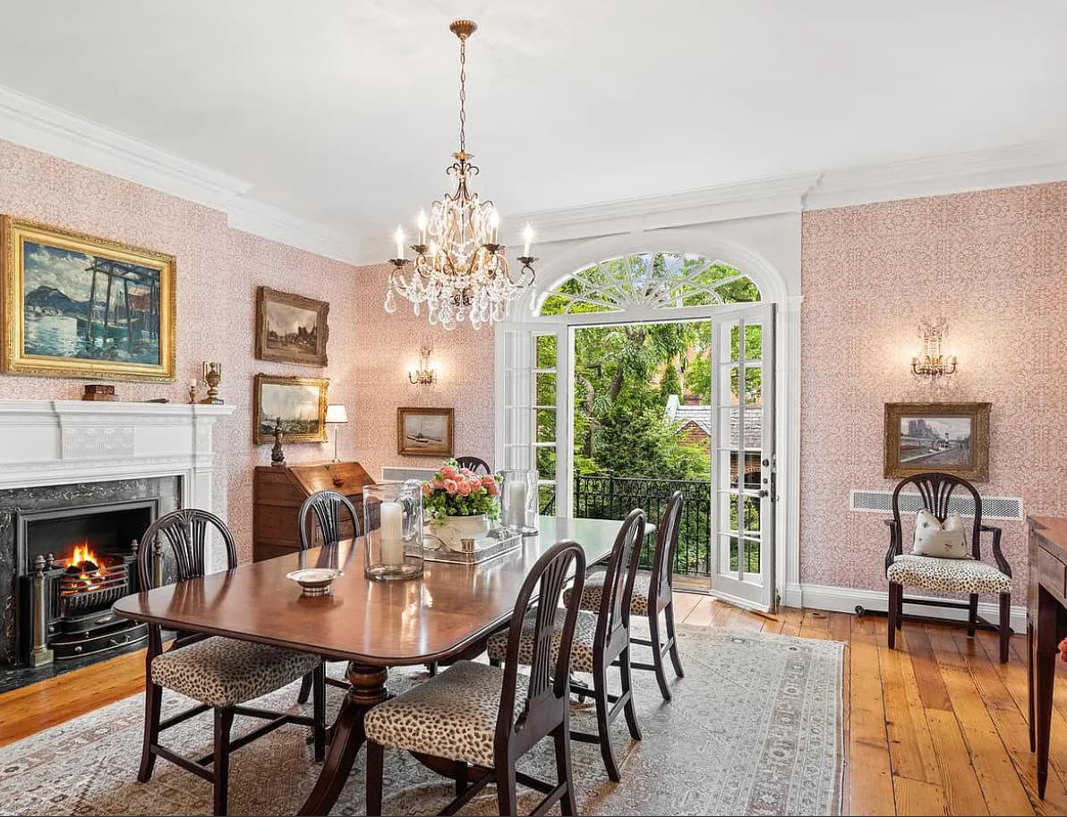 The Cascade Effect: Luxury Real Estate in Washington, DC Surges as Buyers Follow Each Other's Lead