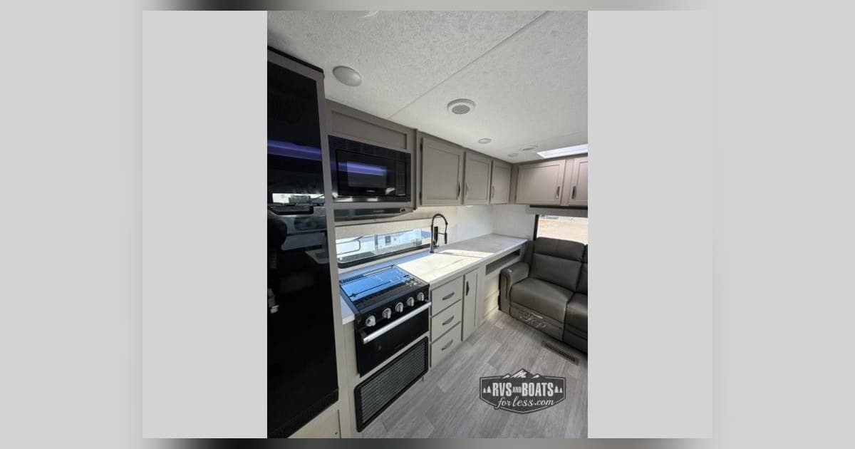 RVs And Boats For Less Celebrates 40 Years Serving Idaho RV and Boat Buyers with Expanded Inventory in Chubbuck