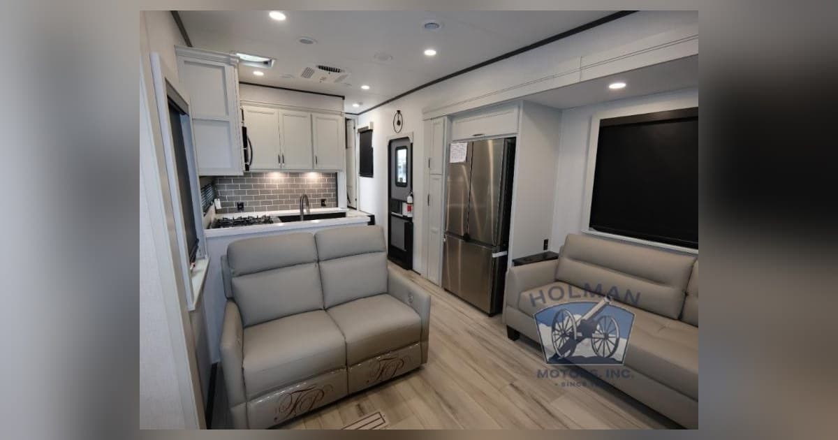 Holman RV Highlights Keystone Alpine and Cougar Inventory for Cincinnati Buyers