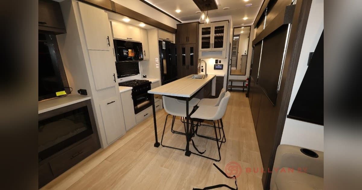 Bullyan RV Expands Inventory to Meet Growing Demand for Campers in Duluth, MN