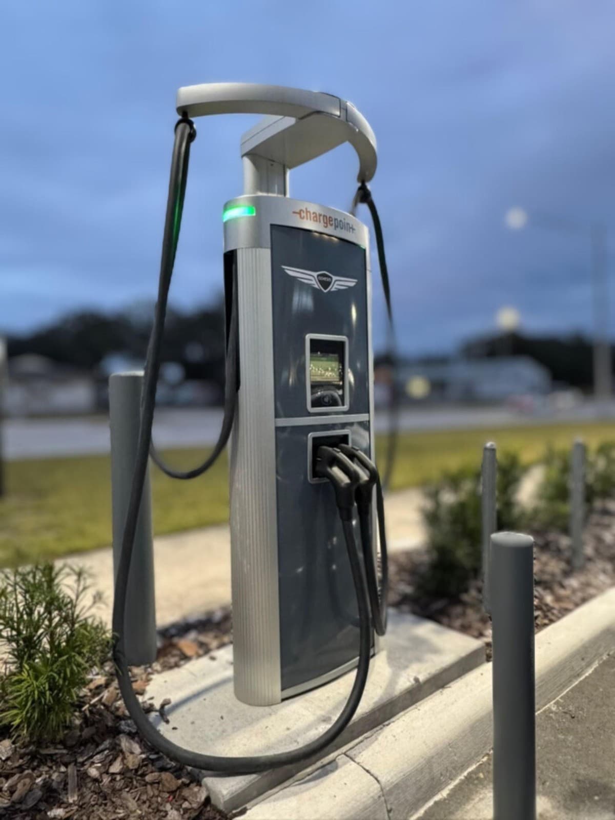 Energy Guardian Platform Cuts Summer EV Charging Demand Charges by Managing Any Charger Brand